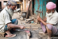 ঈদের আগে মুখর মধুপুরের কামারপল্লী