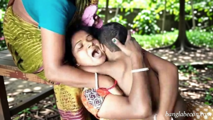 নেছারাবাদে ডোবায় পড়ে শিশুর মৃত্যু