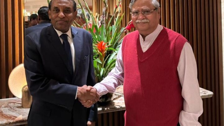 লন্ডনে রাষ্ট্রপতির সঙ্গে সুদানের প্রধানমন্ত্রীর সৌজন্য সাক্ষাৎ | সংবাদ