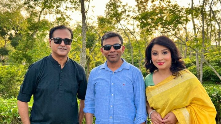 ‘রূপসী শ্রীমঙ্গল’ গাইলেন আসিফ-রুবায়েত | সংবাদ