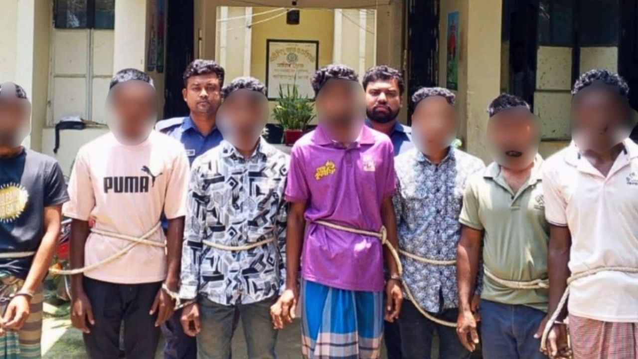জুয়াড়িদের হামলায় ৪ পুলিশ সদস্য আহত, গ্রেপ্তার ৭