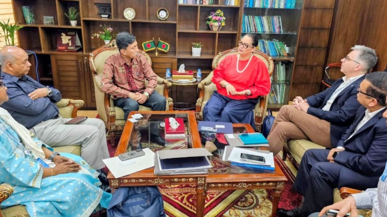 ডব্লিউএফপির সহযোগিতা চাইলেন পার্বত্য চট্টগ্রামবিষয়ক মন্ত্রী