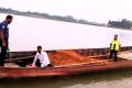 জাদুকাটার পাড় কেটে বালি লুট, ৮ জনের নামে মামলা