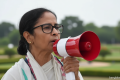হাদির খুনি নিয়ে মন্তব্যে মমতার বিরুদ্ধে দেশদ্রোহিতার মামলা