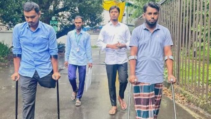 ট্রাইব্যুনালে অঝোরে কাঁদলেন ভুক্তভোগী | সংবাদ