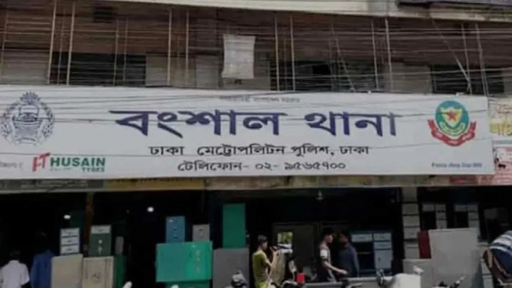বংশালে দোকানে অগ্নিকাণ্ডে দগ্ধ ৩