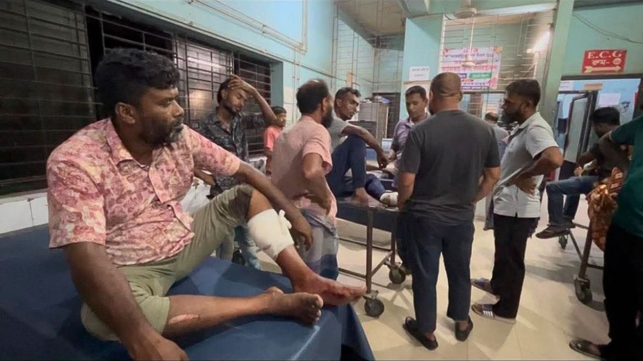 কুষ্টিয়ায় বালুঘাটে দুর্বৃত্তদের গুলিতে আহত ৪