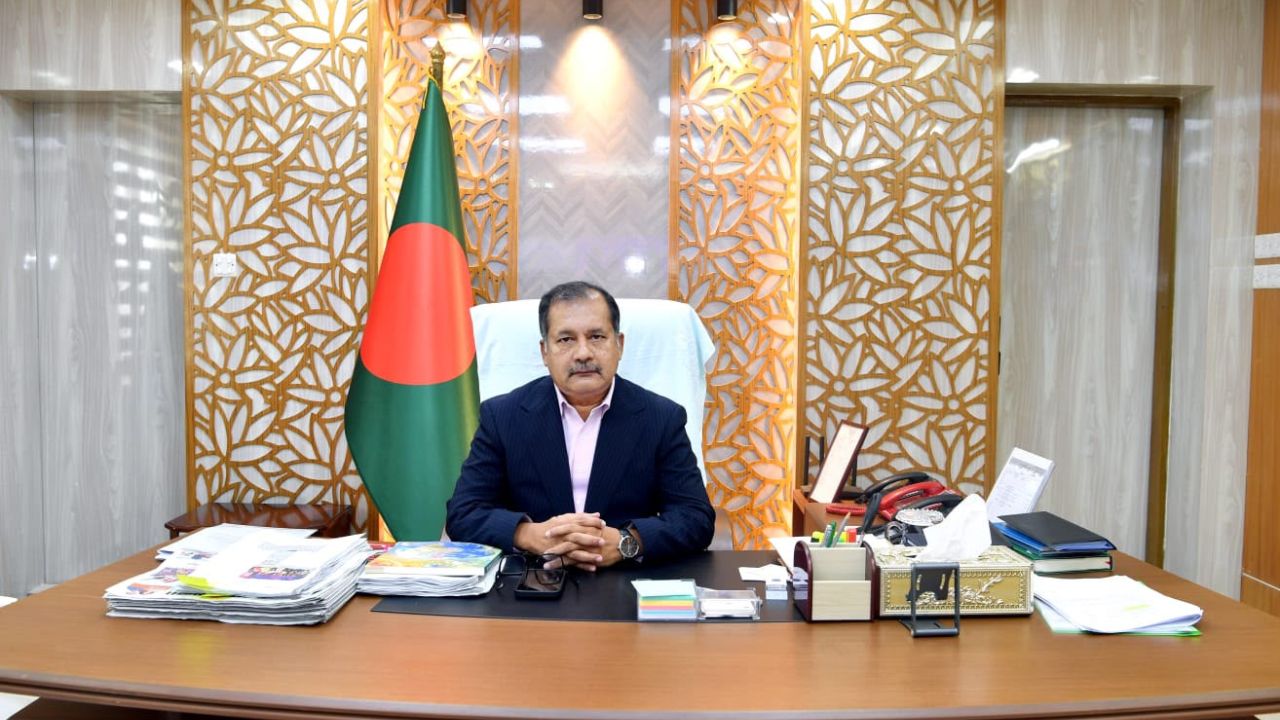 যথাসময়ে ও মান বজায় রেখে প্রকল্পের কাজ শেষের নির্দেশ তথ্যমন্ত্রীর