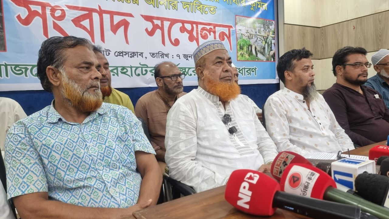 খানজাহান আলীর মাজারের কুমির ফিরিয়ে আনার দাবি