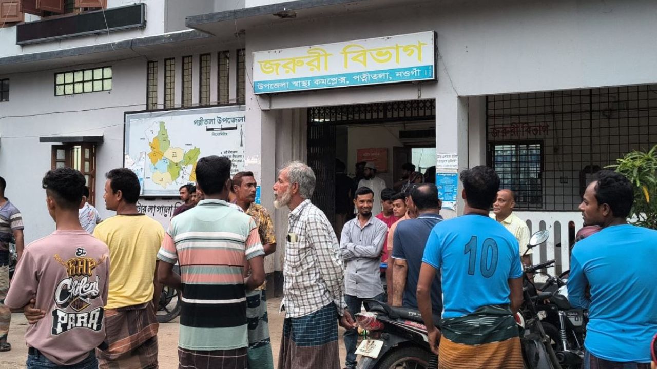 পুকুরে মাছের খাবার দিতে গিয়ে যুবকের মৃত্যু