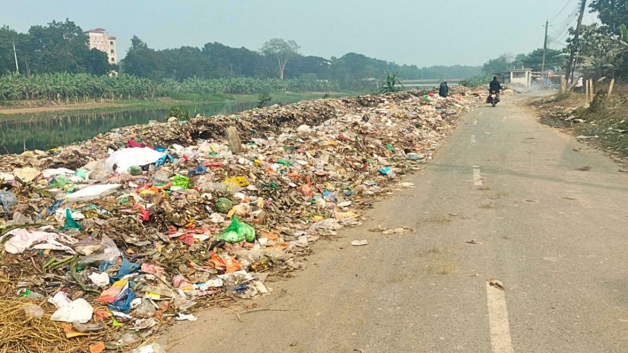 দেড় শ বছরেও জোটেনি নির্দিষ্ট ডাম্পিং জোন
