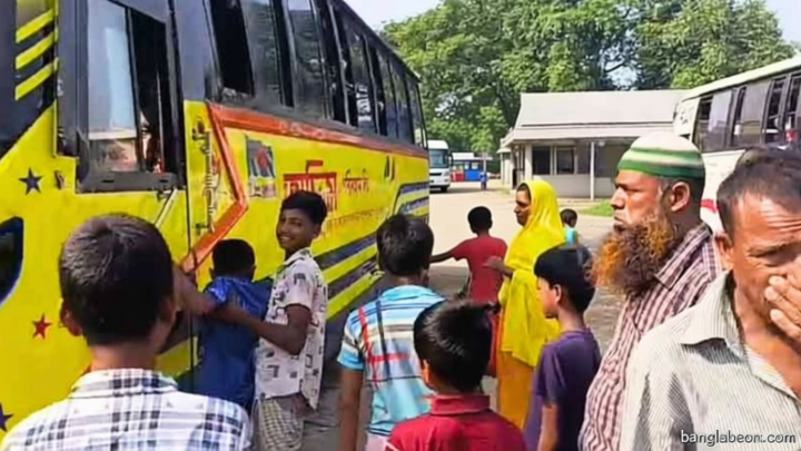 বাসের ভেতর শ্রমিকের মরদেহ লুকিয়ে রাখলেন সহকর্মীরা