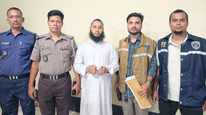 খাটে স্ত্রীর লাশ, সন্তান নিয়ে উধাও স্বামী | সংবাদ