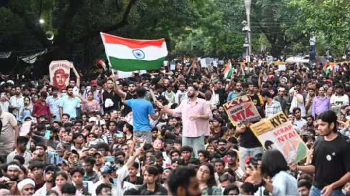 দিল্লির ৩ দিনের আন্দোলনে রাজনীতির নতুন সমীকরণ | সংবাদ