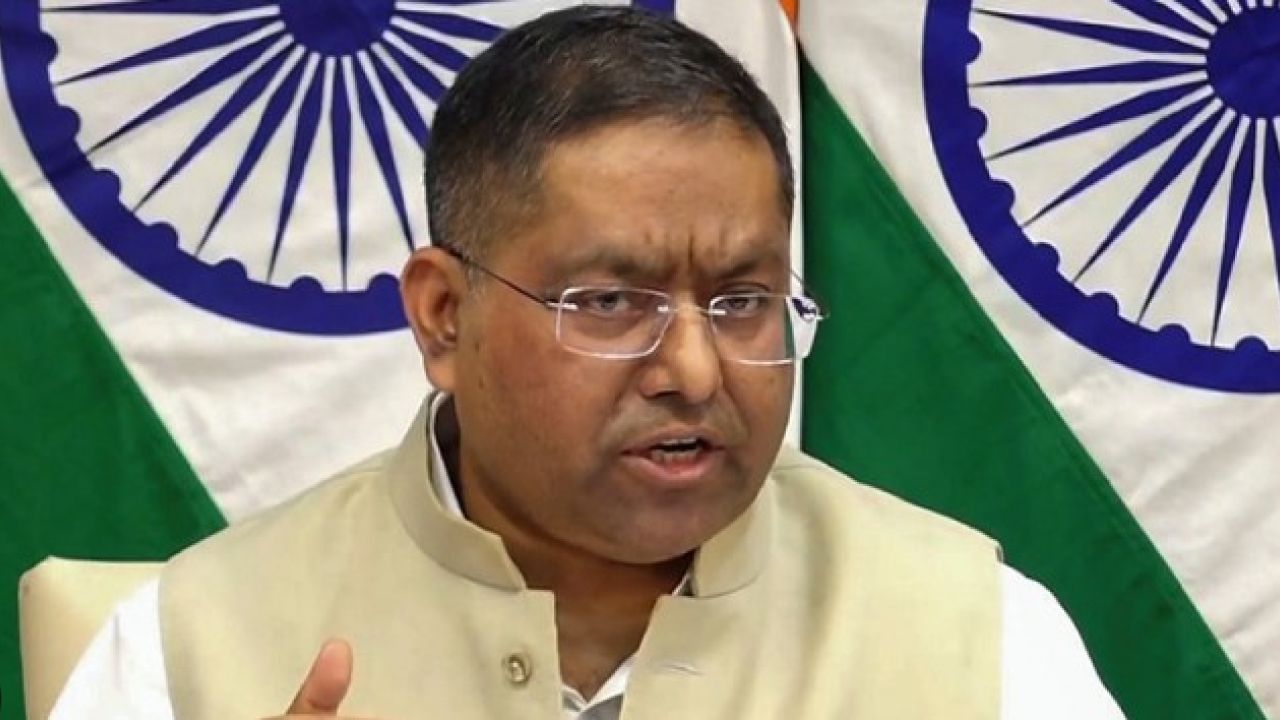 শেখ হাসিনার ফেরা ভারতের কাছে ‘আইনি ব্যাপার’