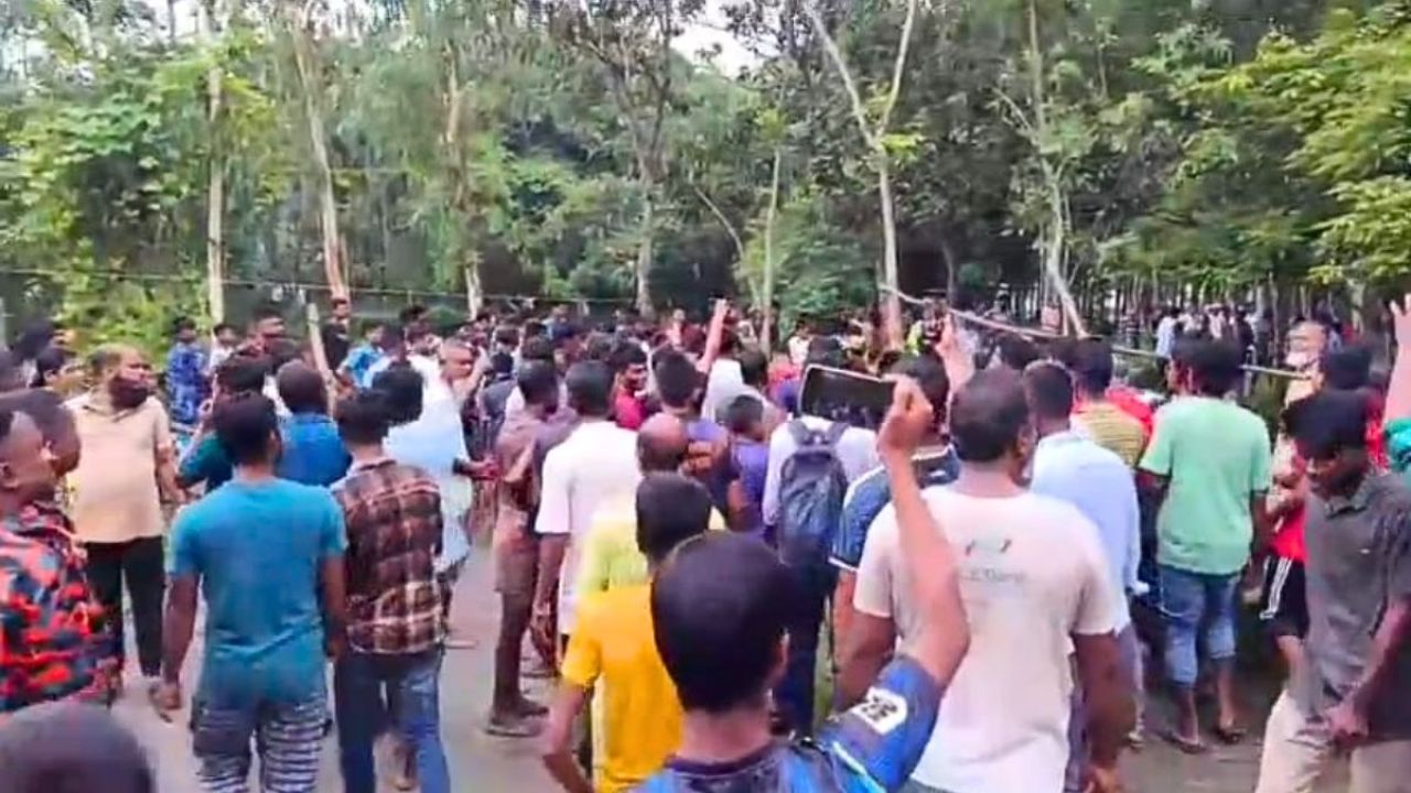 রাজারহাটে রাস্তা নিয়ে সংঘর্ষে নিহত ১, আটক ১০