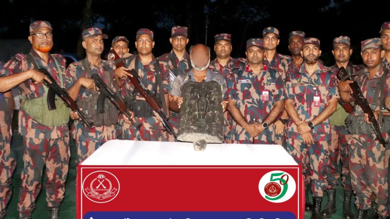 কাহারোলে ৩৫ লাখ টাকার কষ্টিপাথরের মূর্তি উদ্ধার, আটক ১