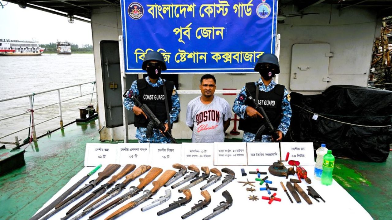 মহেশখালীর গহীন পাহাড়ে অস্ত্রসহ কুখ্যাত মিন্টু আটক