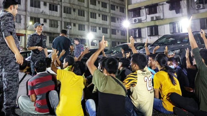 মালয়েশিয়ায় অভিযান: ৩৭০ বাংলাদেশিসহ আটক ১০৪৩ | সংবাদ