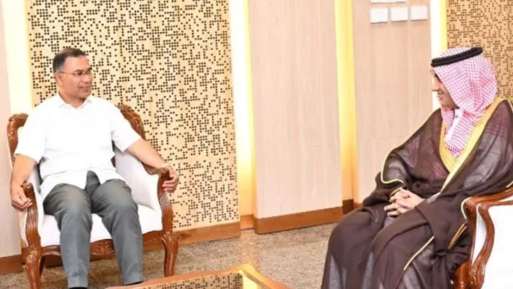 সৌদি রাষ্ট্রদূতের মাধ্যমে বিশেষ বার্তা প্রেরণ | সংবাদ