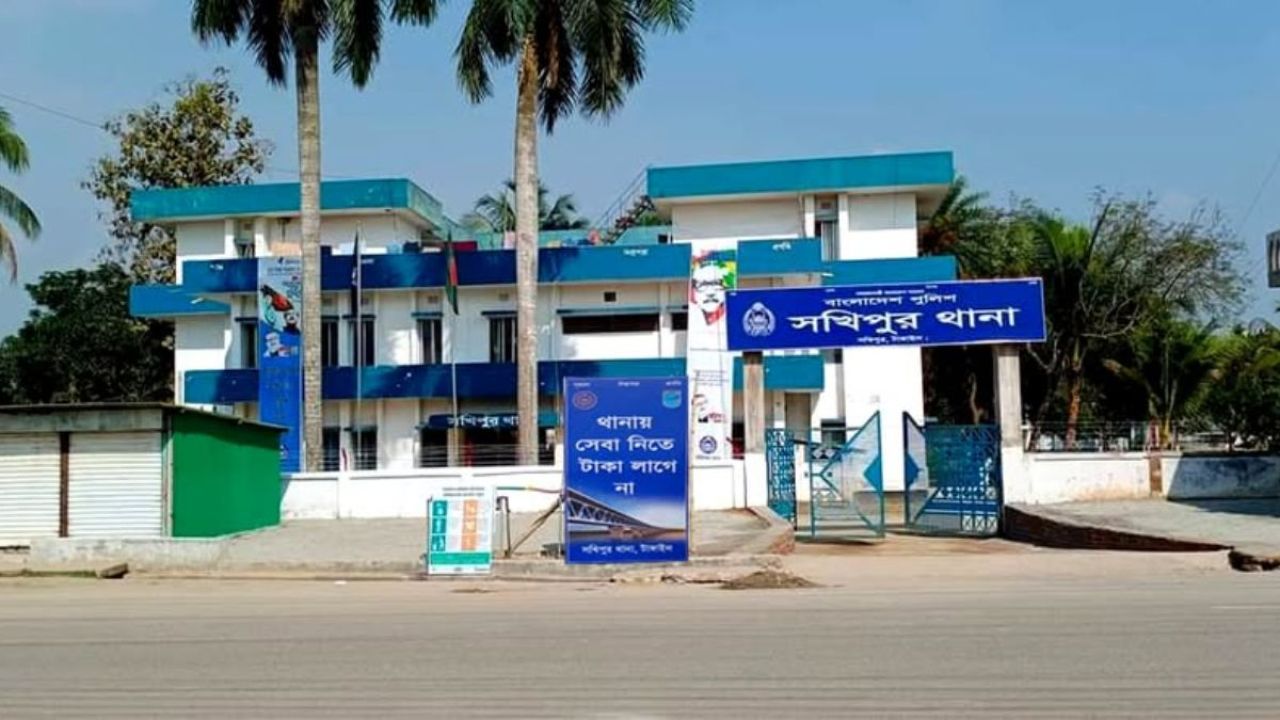 পারিবারিক কলহের জেরে গৃহবধূর আত্মহত্যা