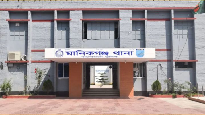 স্বর্ণের দোকানে ডাকাতি, গুলি ছুড়ে পালাল ডাকাতেরা