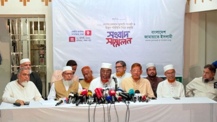 জবাব দিতে না পারলেই পুরোনো বিতর্ক সামনে আনে ব্যর্থ শাসকেরা : জামায়াত সেক্রেটারি